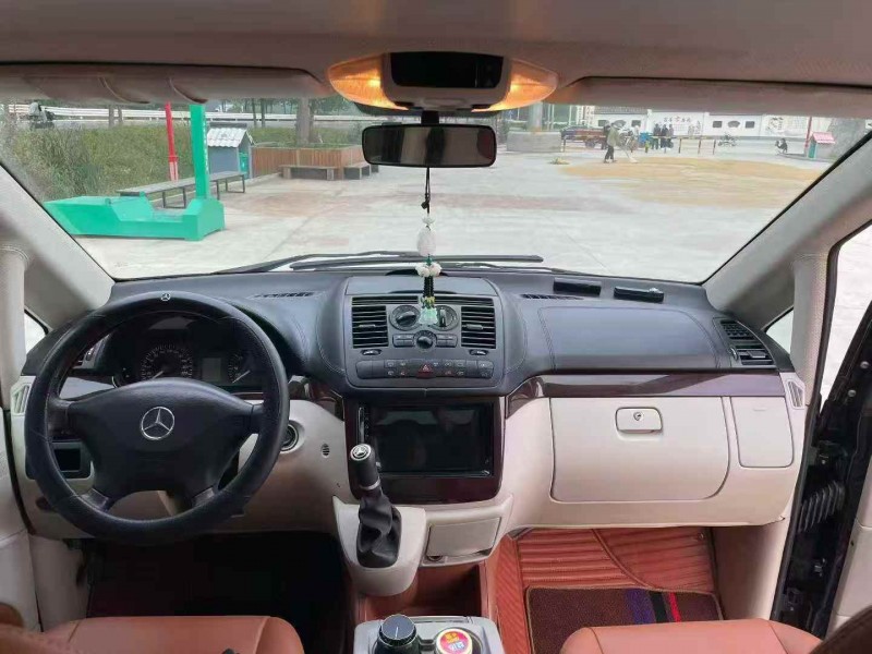 徐州15年奔驰威霆5