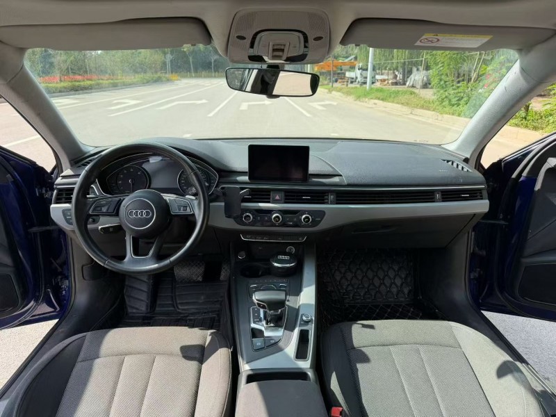 济宁19年奥迪A4L5