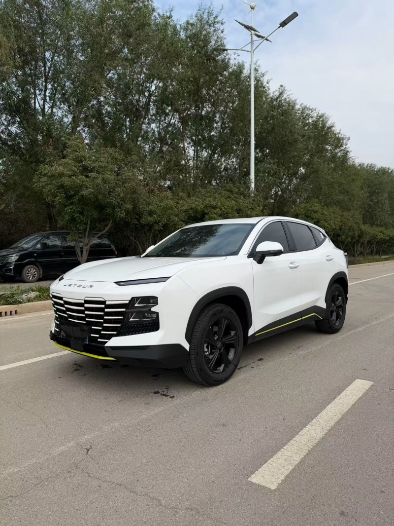 聊城25年奇瑞捷途3