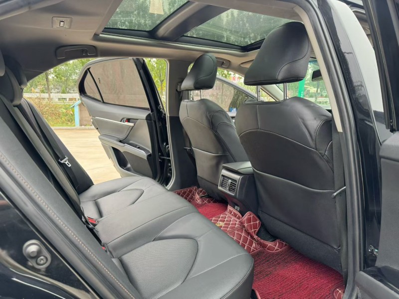 徐州19年丰田凯美瑞7