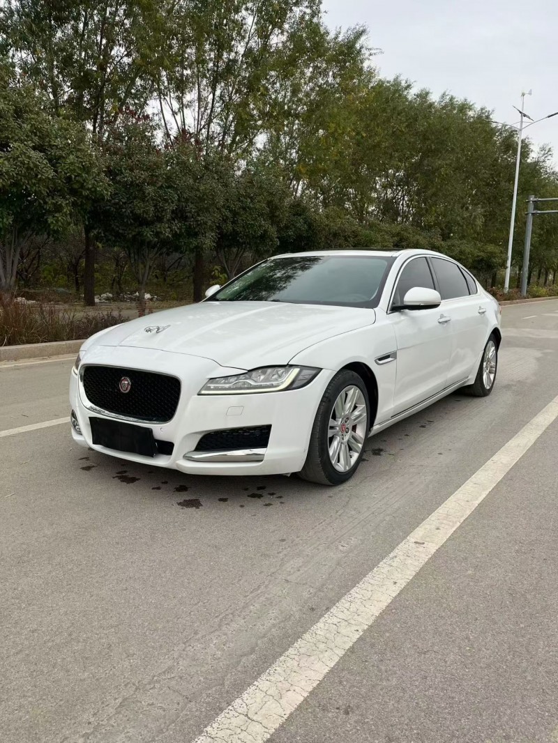 青岛17年捷豹XFL3