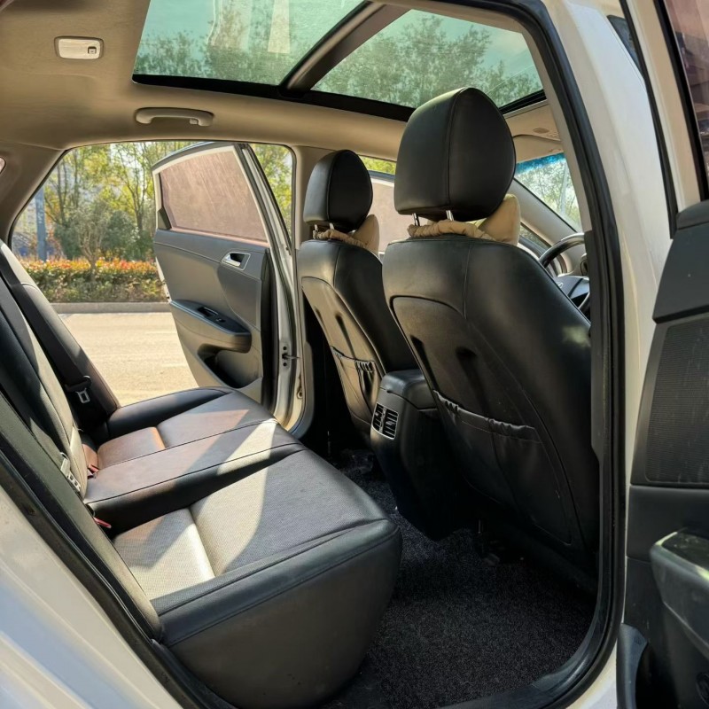 济宁17年现代名图6