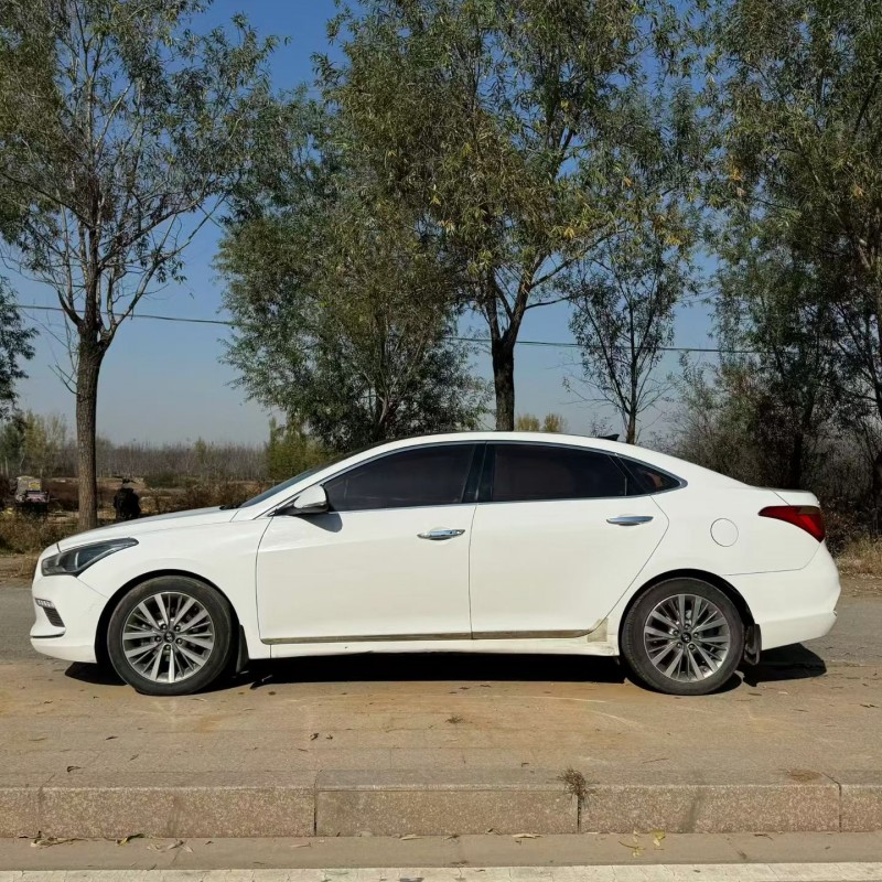 济宁17年现代名图7