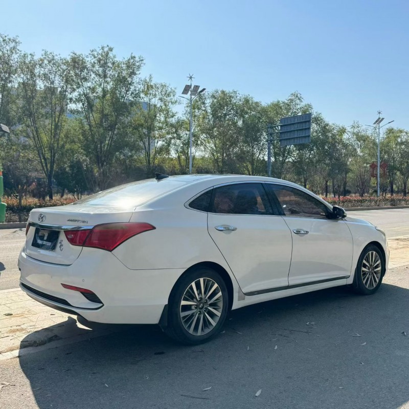 济宁17年现代名图9