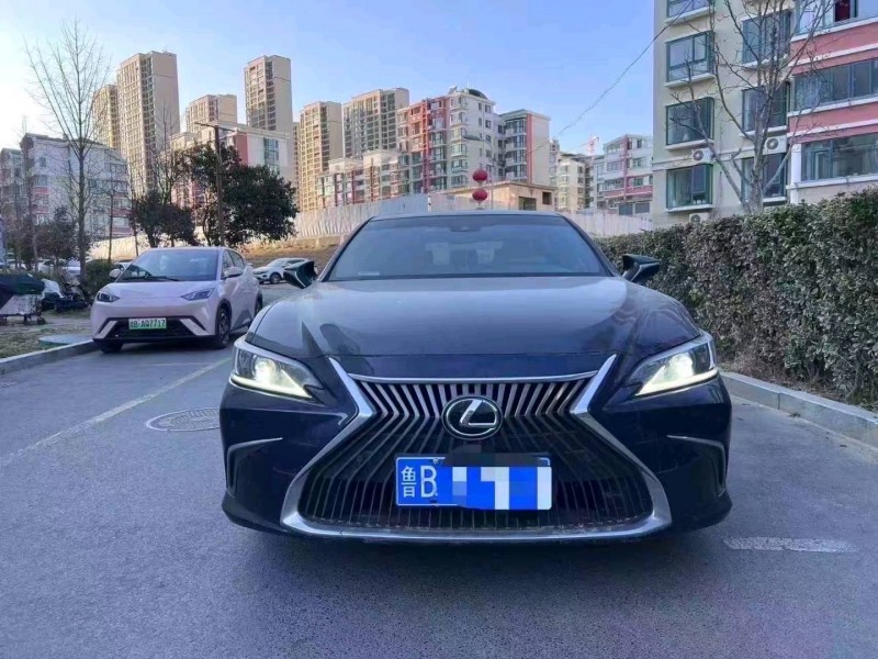 青岛20年雷克萨斯ES1