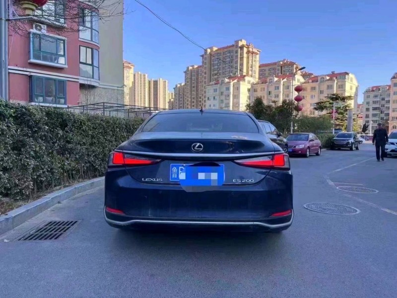 青岛20年雷克萨斯ES6