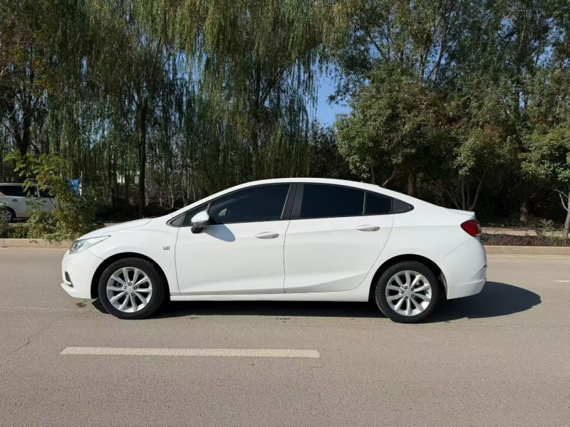 枣庄17年雪佛兰科鲁兹4