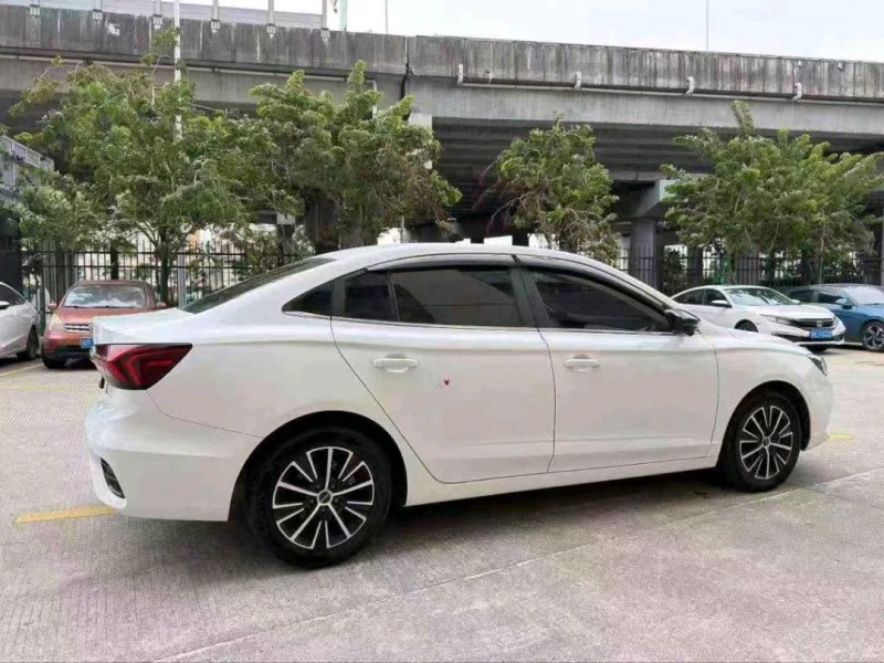 广州23年荣威i59