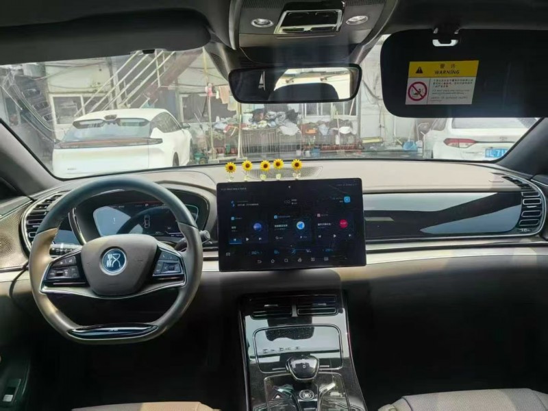 衡阳23年比亚迪汉4