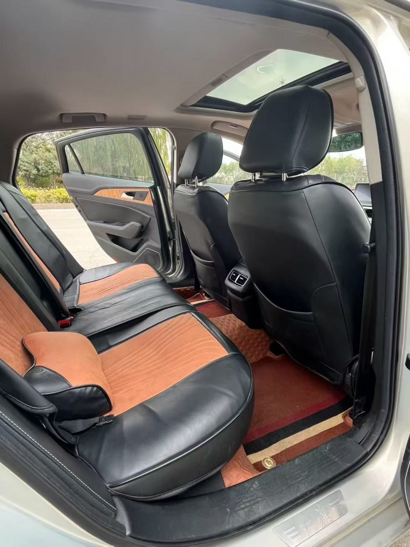 济宁18年红旗H55