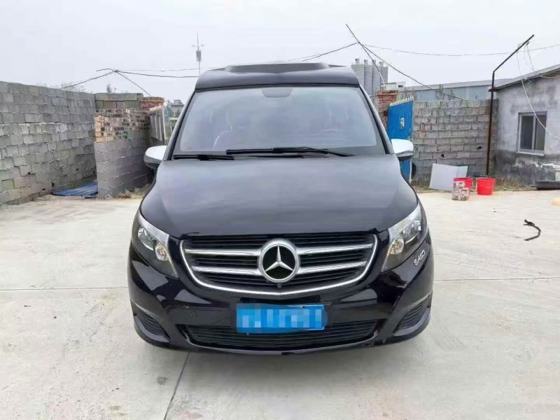 济宁19年奔驰威霆1