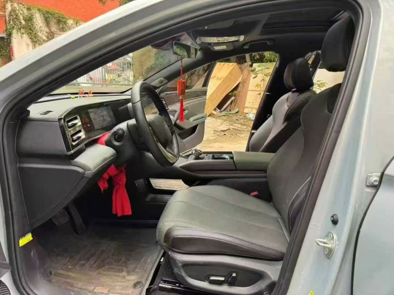 自贡24年比亚迪秦5