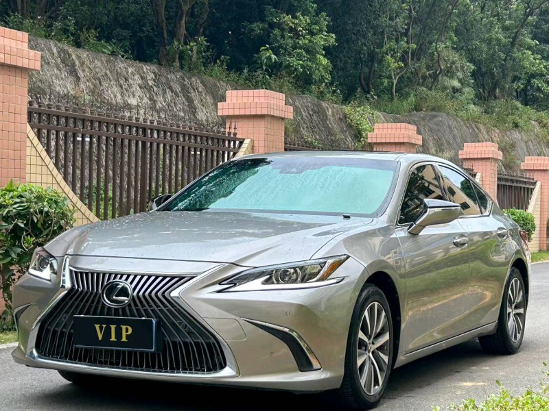 广州20年雷克萨斯ES2