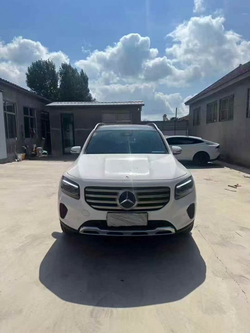 青岛23年奔驰GLB1