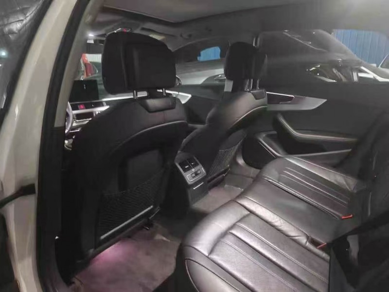 济宁22年奥迪A4L3