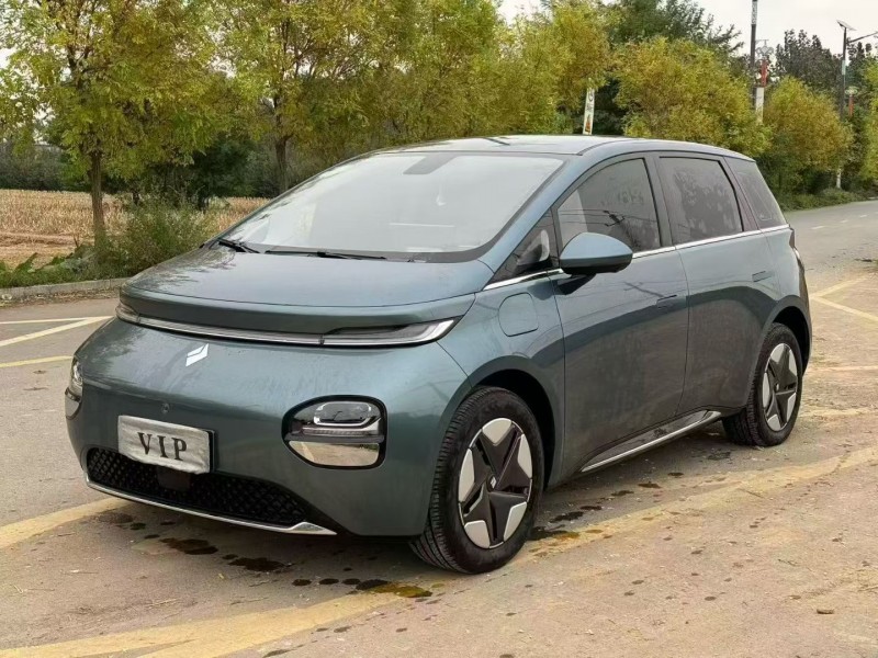 焦作23年宝骏云朵3