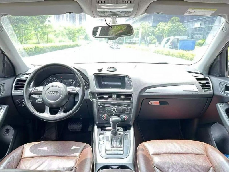 东莞16年奥迪Q56