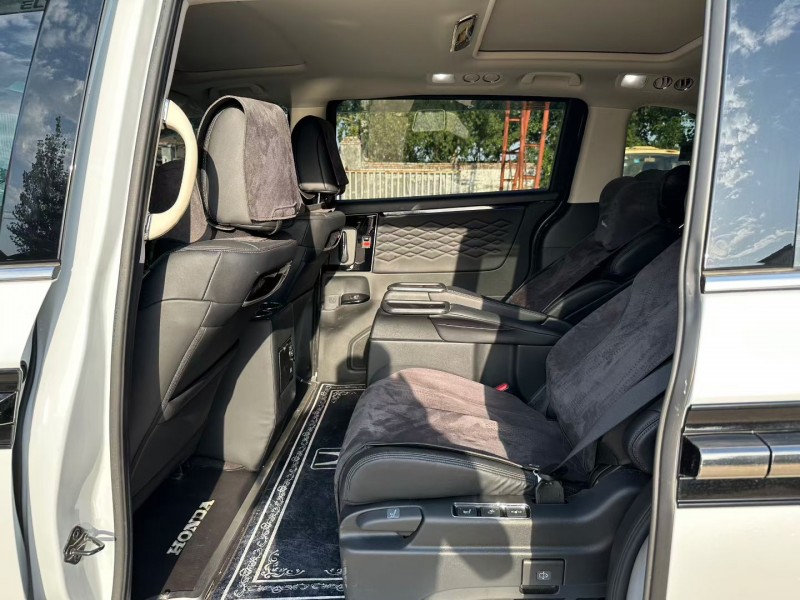 焦作25年本田艾力绅6