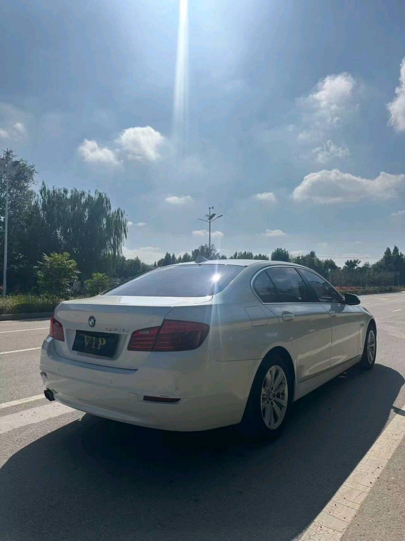 枣庄16年宝马5系9
