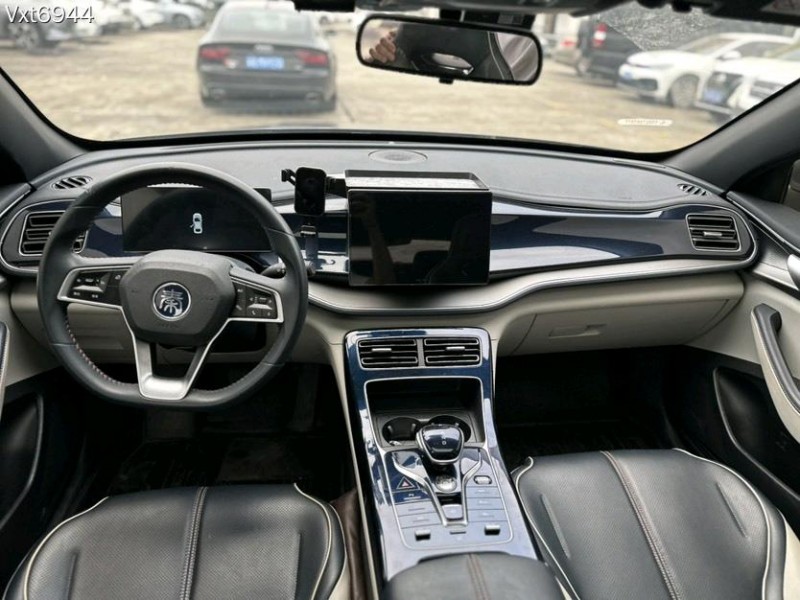 东莞23年比亚迪秦5