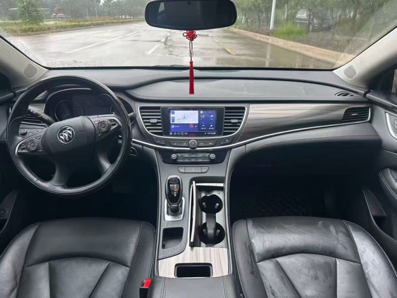 淄博21年别克君越9