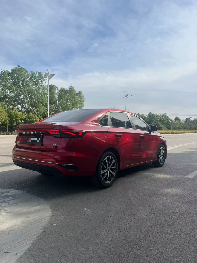 枣庄21年吉利帝豪9