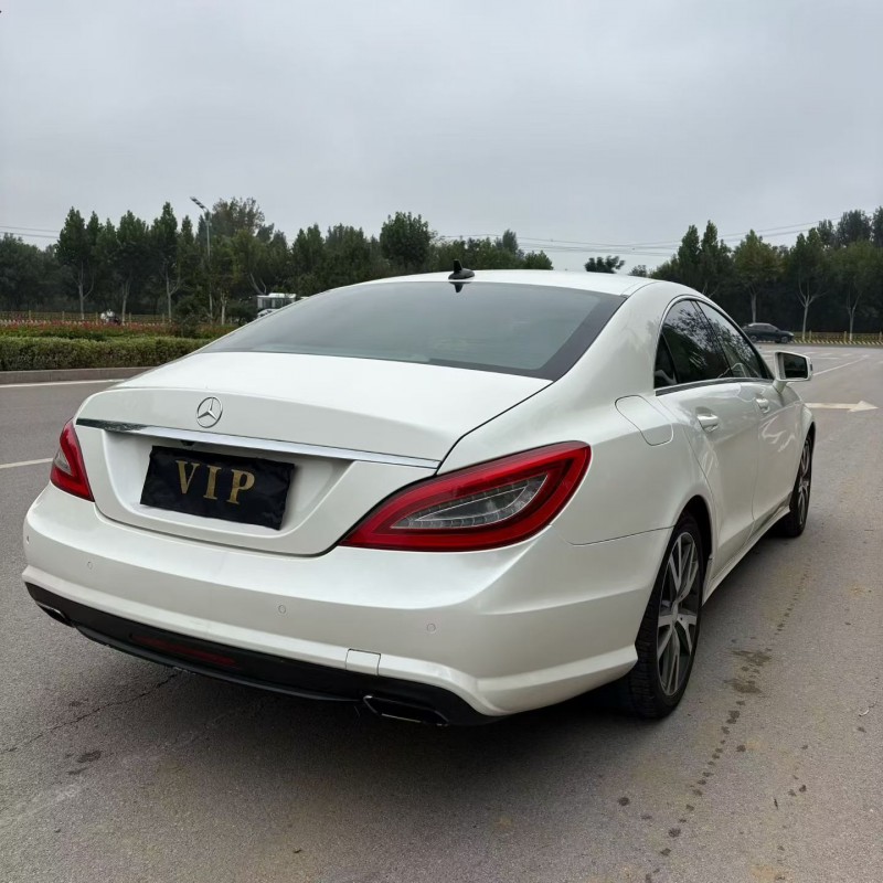 济南14年奔驰CLS9