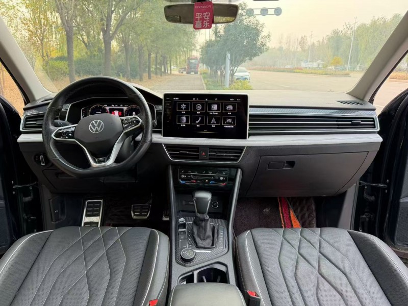 青岛22年大众途观3