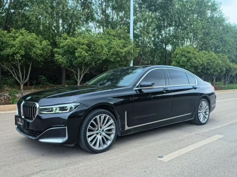 青岛21年宝马7系3