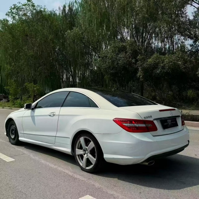 淄博13年奔驰E8