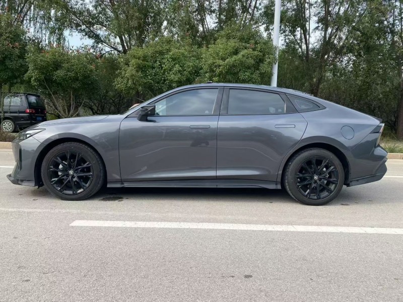 枣庄24年长安汽车UNI7