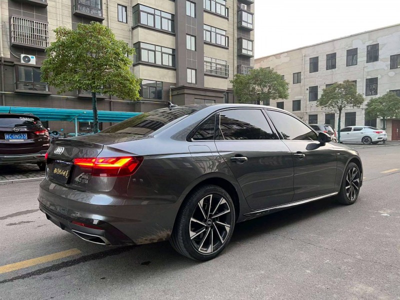 徐州23年奥迪A4L8