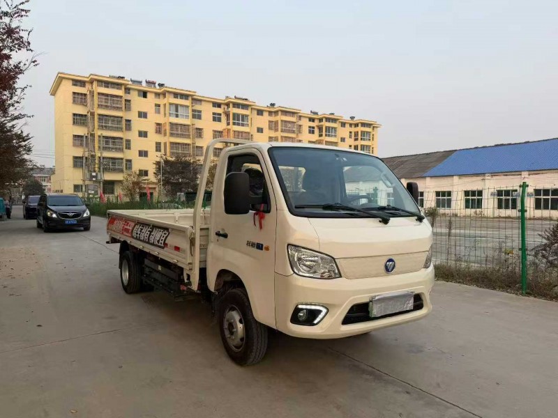 徐州25年福田祥菱3