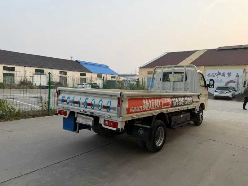 徐州25年福田祥菱6