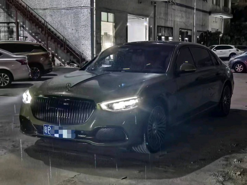 深圳24年奔驰迈巴赫S级1