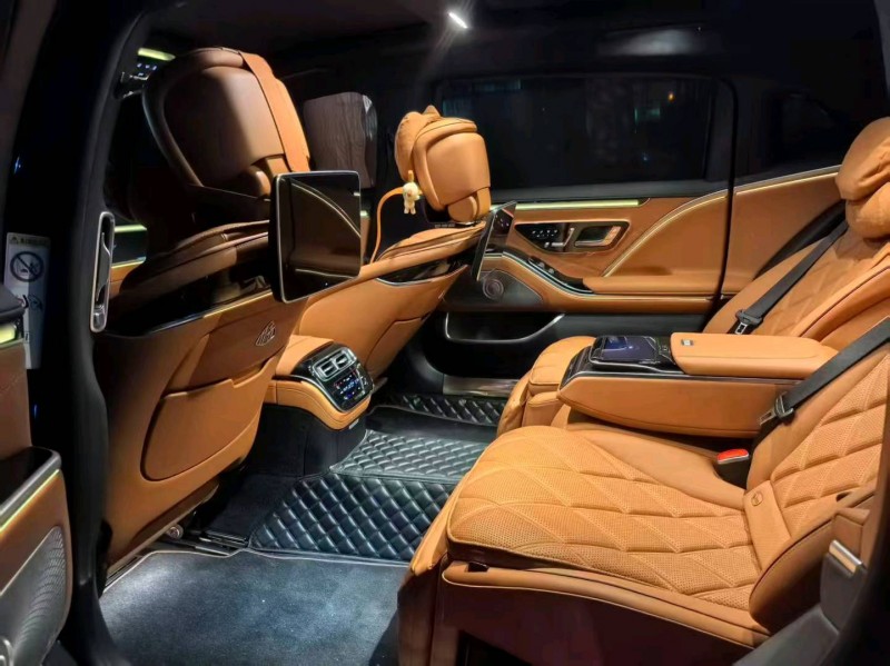 深圳24年奔驰迈巴赫S级4