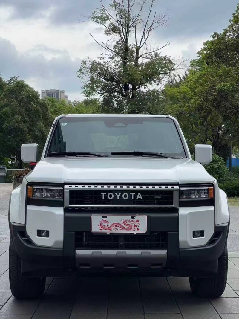 佛山25年丰田普拉多1