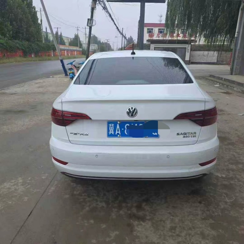 保定21年大众速腾5