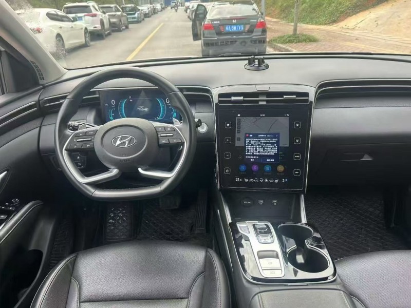 玉林22年现代途胜3