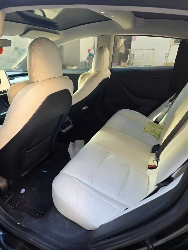 泰安23年特斯拉MODEL 34