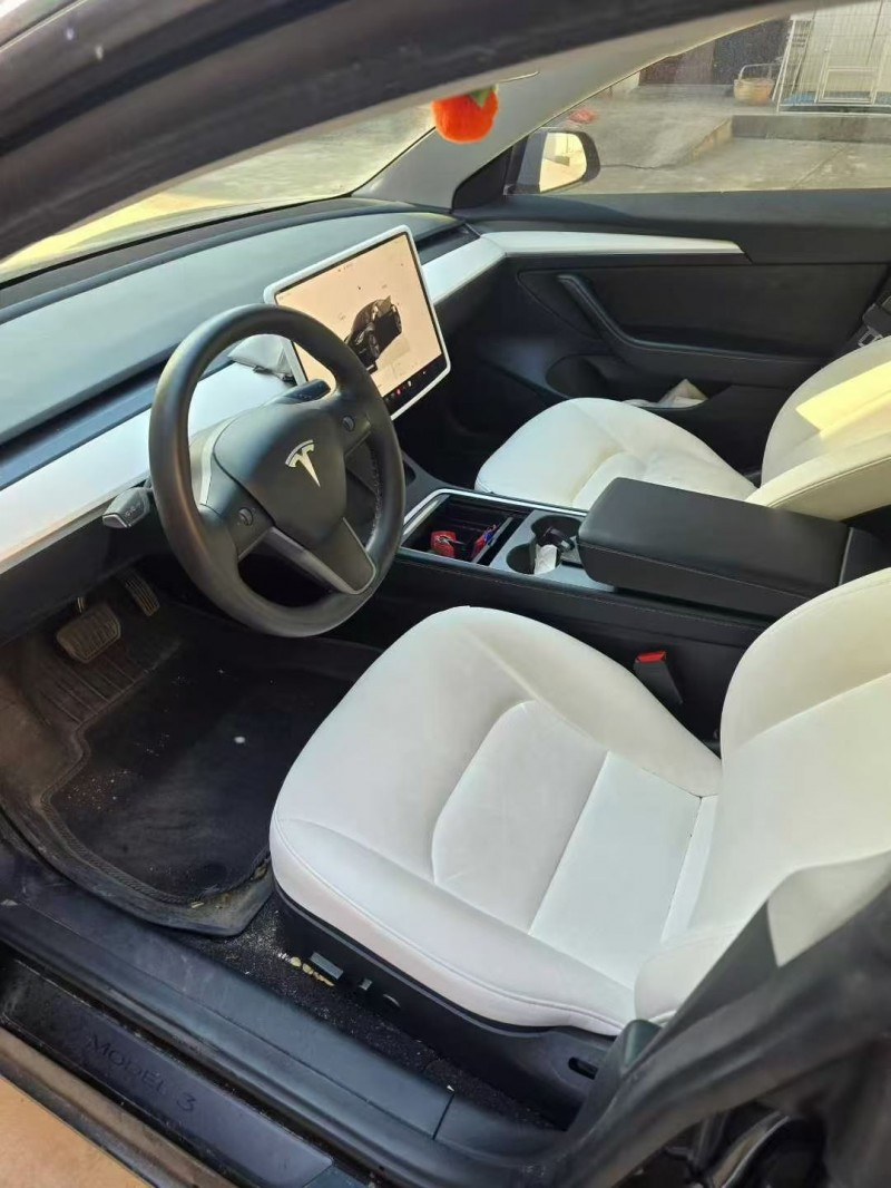 泰安23年特斯拉MODEL 36