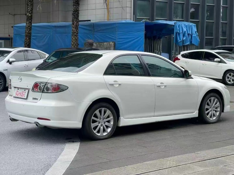 佛山13年马自达68