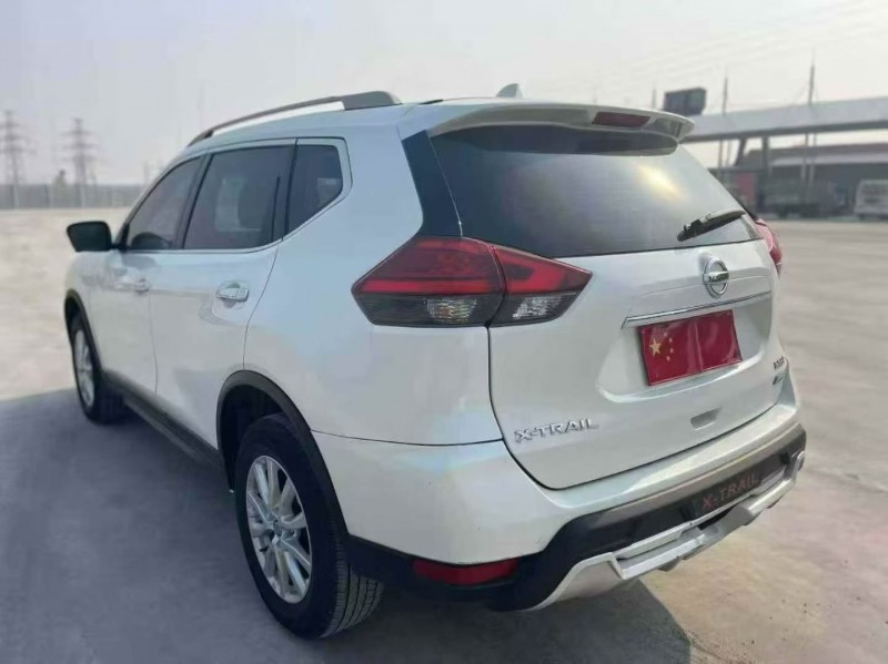 潍坊18年日产奇骏7