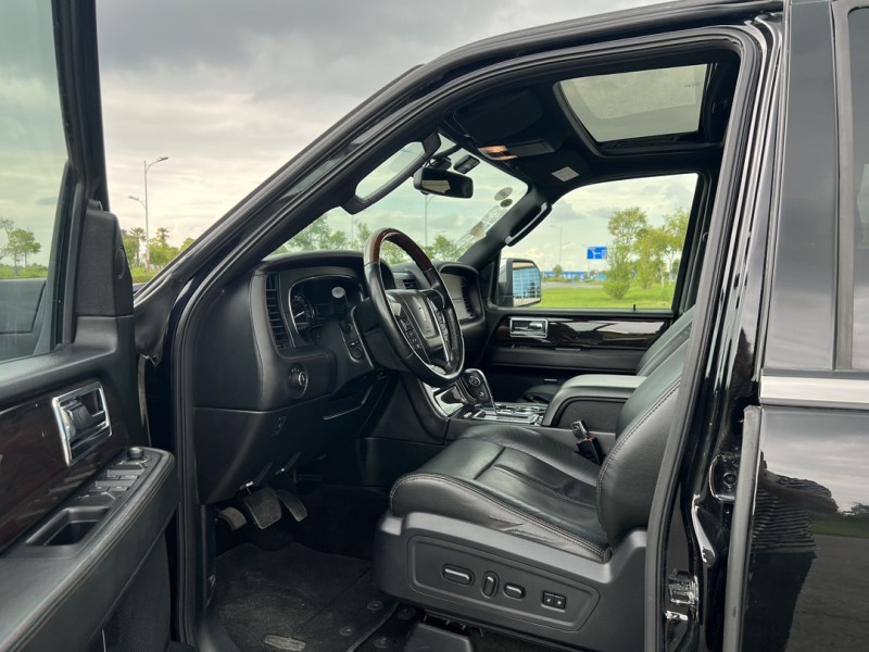 盐城17年林肯领航员4