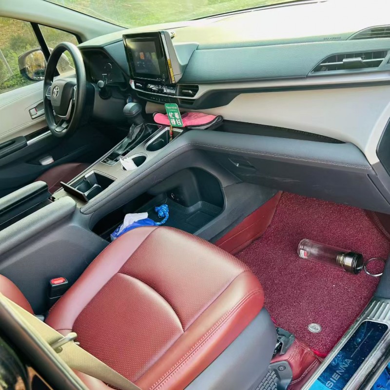 聊城22年丰田塞纳7