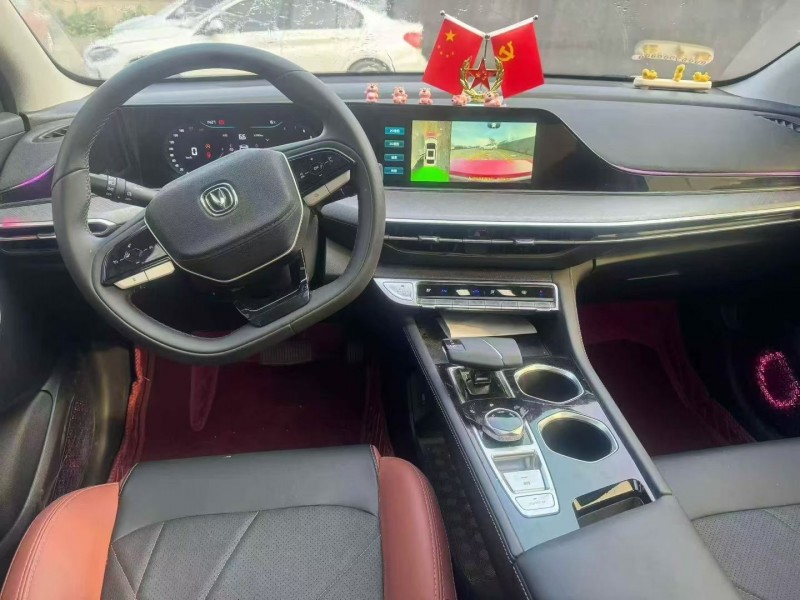 洛阳25年长安汽车逸动5