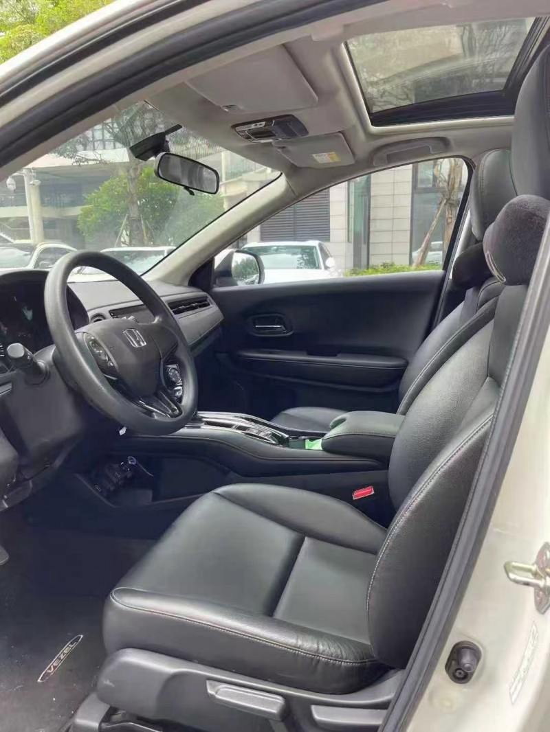 佛山21年本田缤智5