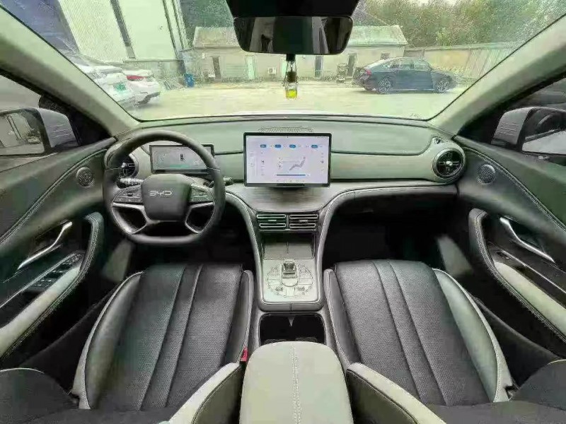 东营25年比亚迪海狮6