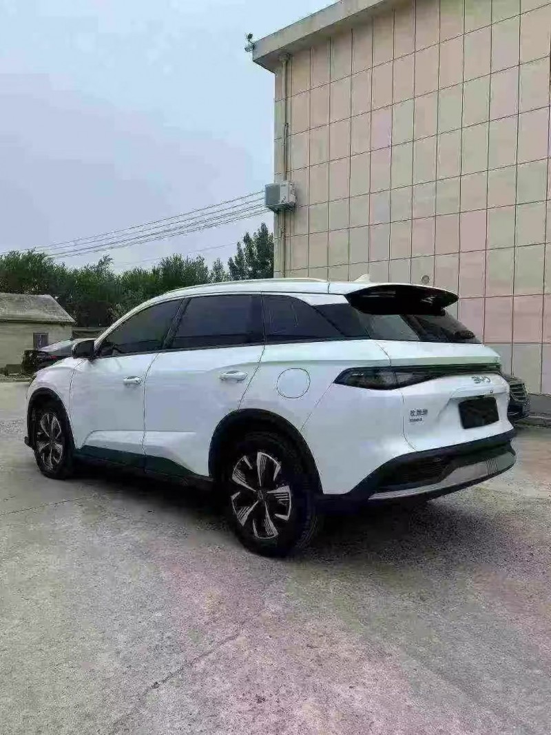 东营25年比亚迪海狮8