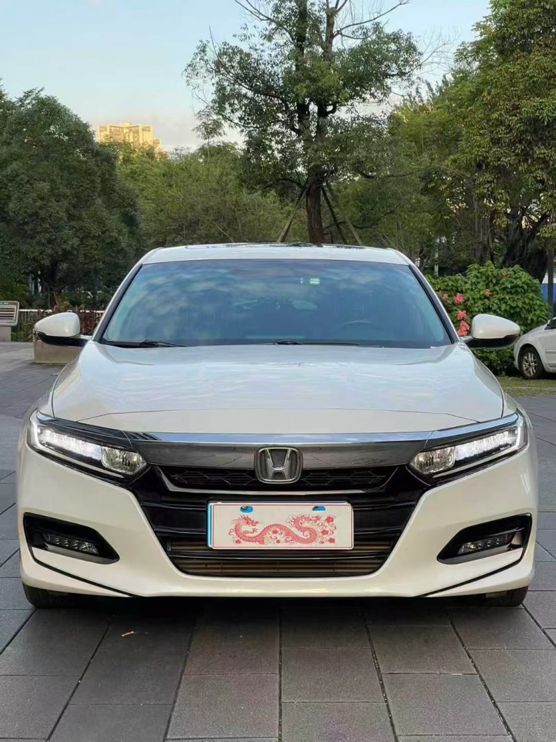 佛山21年本田雅阁1